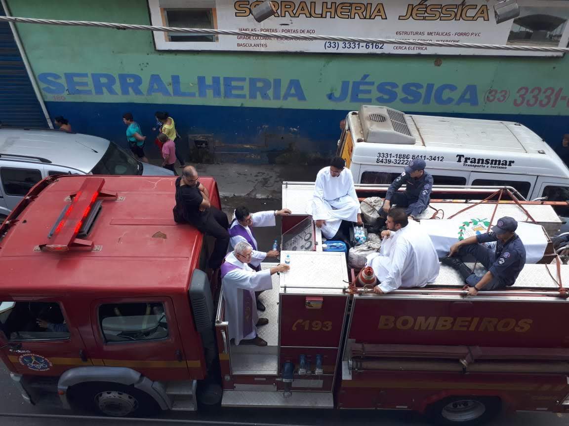 Portal Caparaó Manhuaçu se despede do Padre Júlio